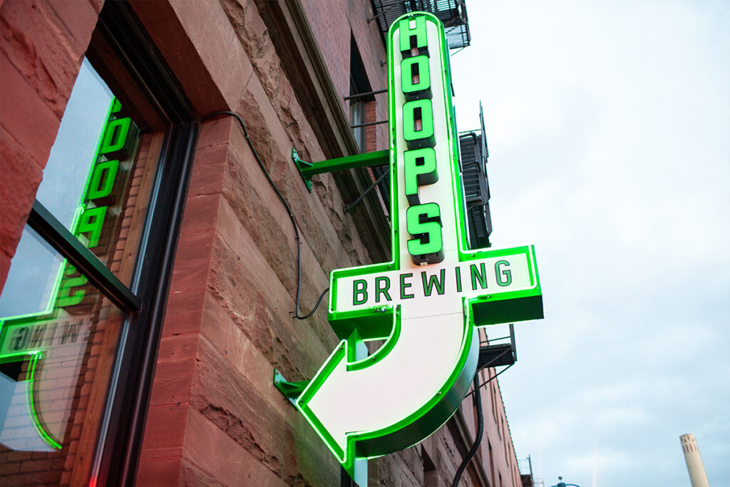 Hoops Brewing Sign