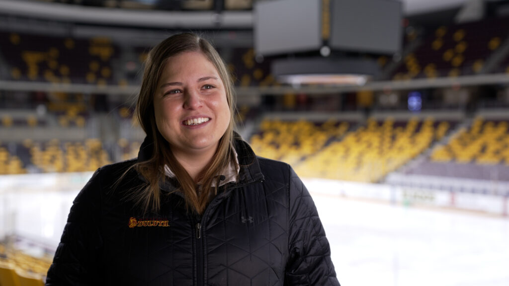 UMN Women's Hockey Associate Head Coach Laura Bellamy