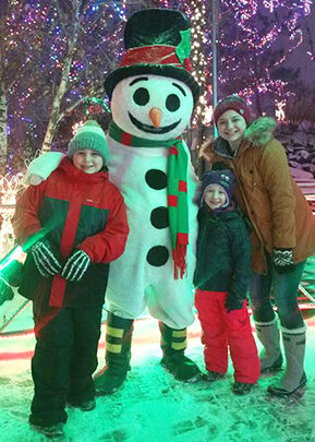 Snowman with kids