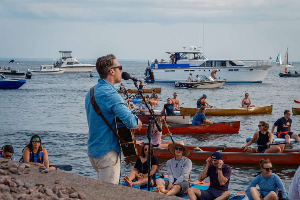 Labor day weekend in duluth 1 Glensheenpierconcertsummer 1